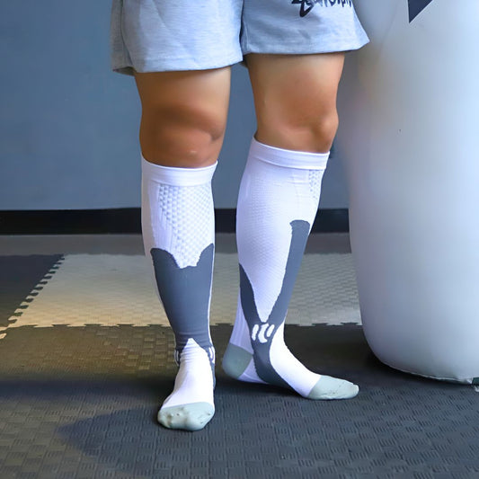 Vero Medic Compression Socks - White